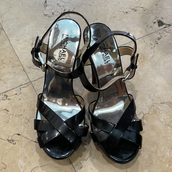 Michael Kors Patent Platform Sandals - Picture 2 of 4